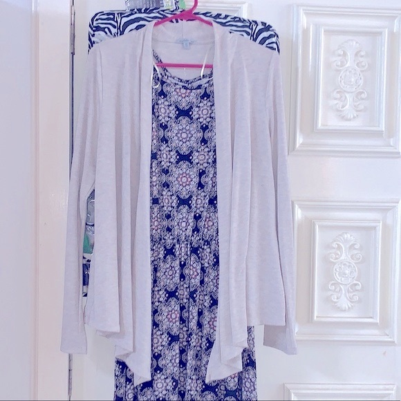 Cool, Comfy & Casual Lightweight Waterfall Draped Open Front Sweater L/XLG - Picture 9 of 16